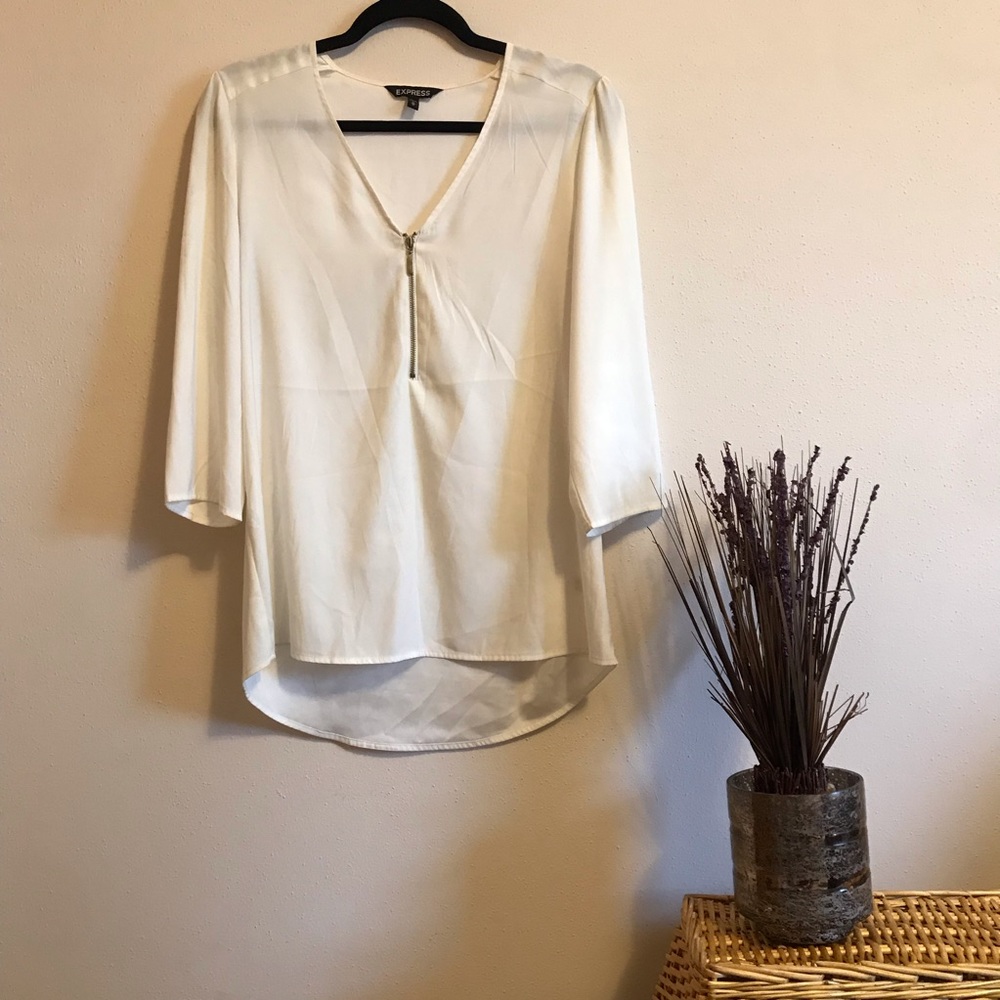 Express white blouse w/ quarter zip